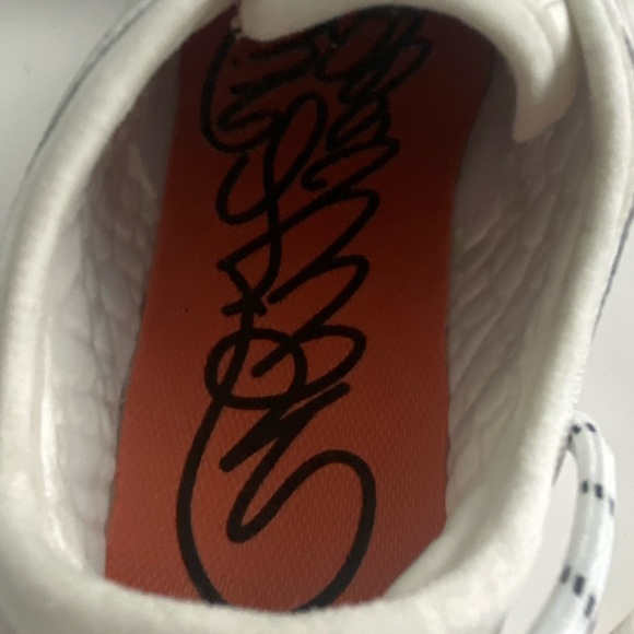 VERSACE - Picture 6 of 12